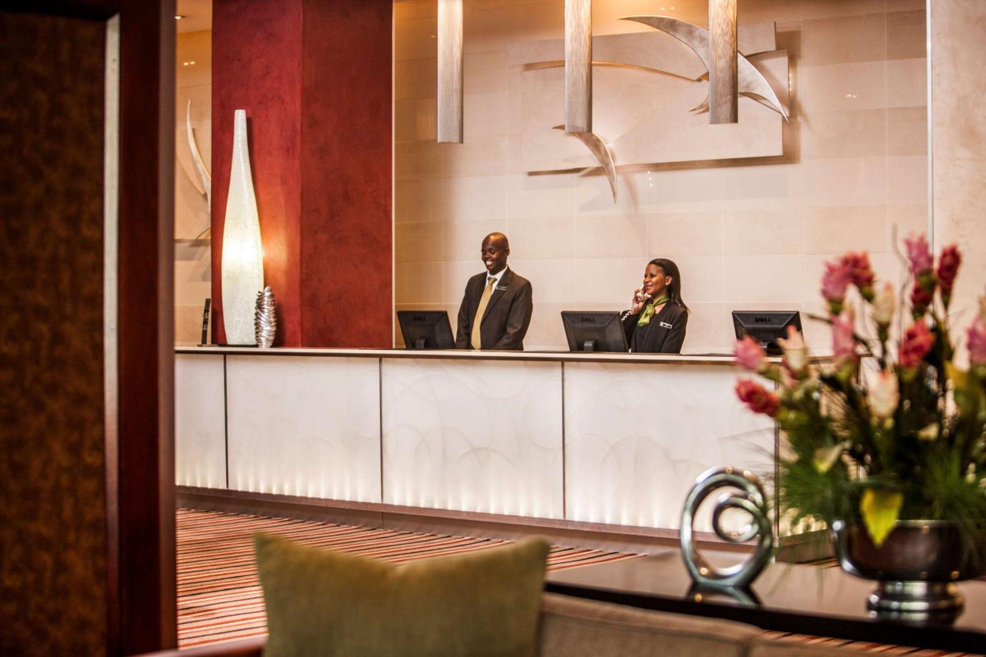 Southern Sun Pretoria-Noord Extérieur photo