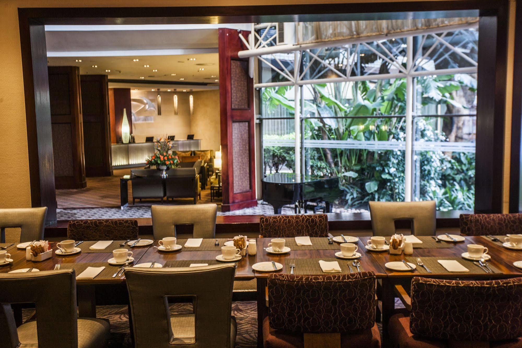 Southern Sun Pretoria-Noord Extérieur photo