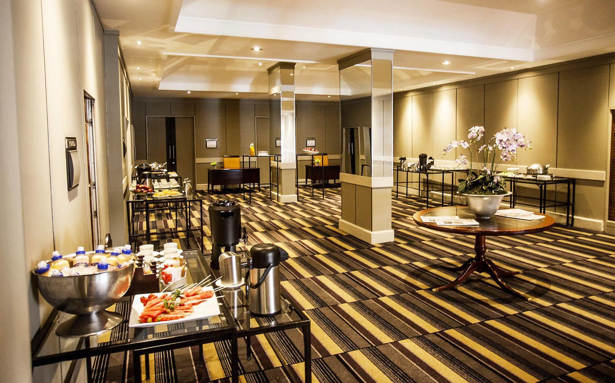 Southern Sun Pretoria-Noord Extérieur photo